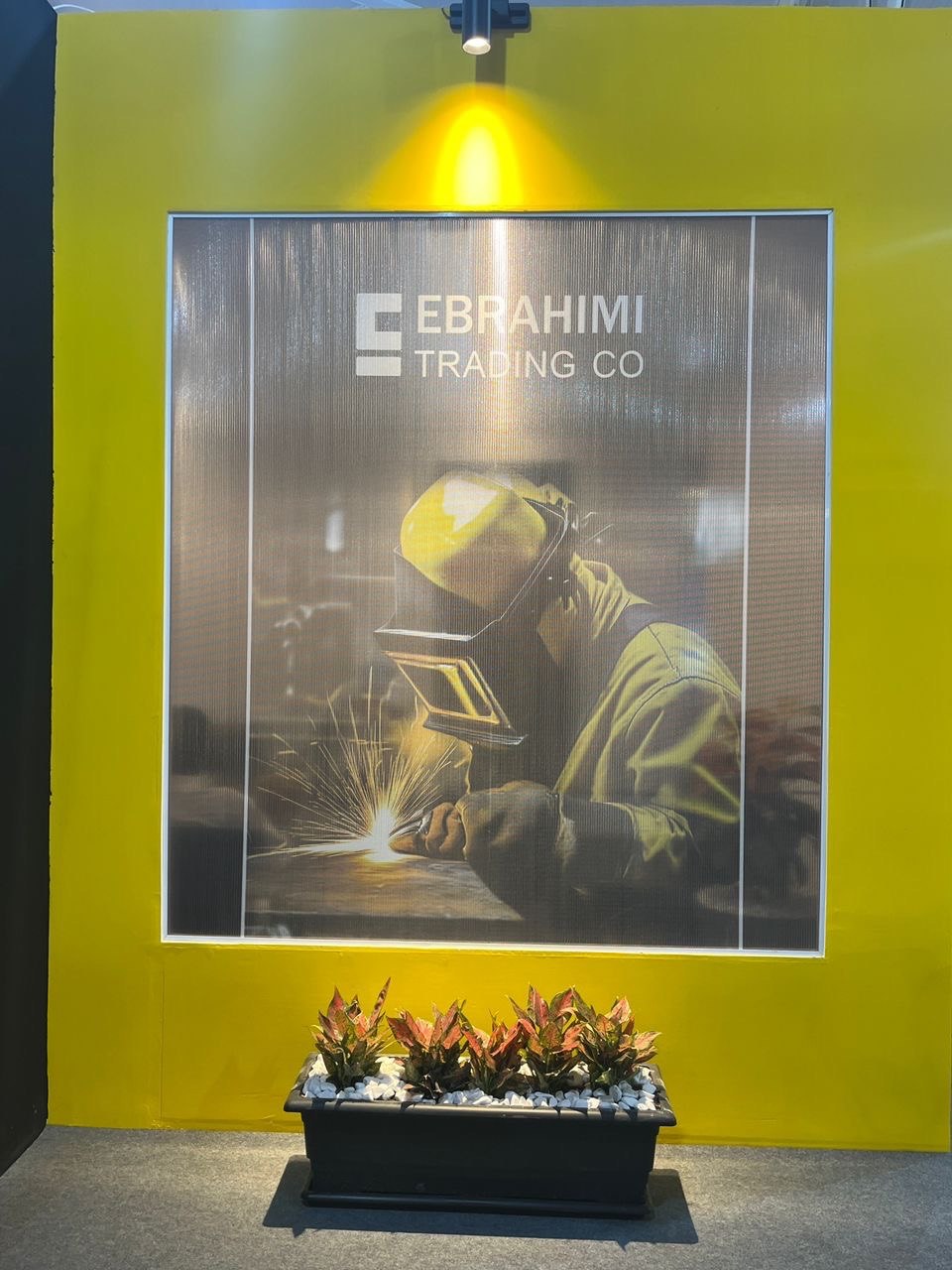 Выставочный стенд Ebrahimi Trading Co. и демонстрация сварочной отрасли